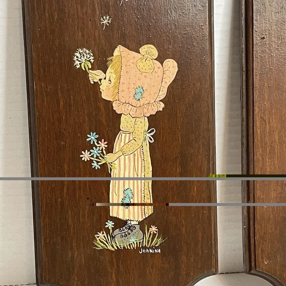 Vintage 2 Wood Girl Wall Hangings Plaques Spring Flowers Pink Blue 1974